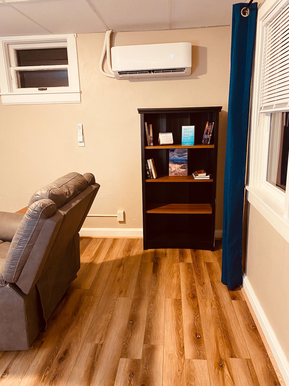 Comfy Broad BnB - Apartments for Rent in Warrensburg, Missouri, United  States - Airbnb