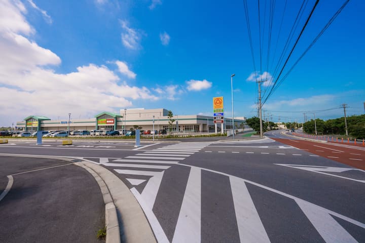 てぃぐまの宿』地平線まで見渡せる圧巻の屋外テラスビュー！300余年の