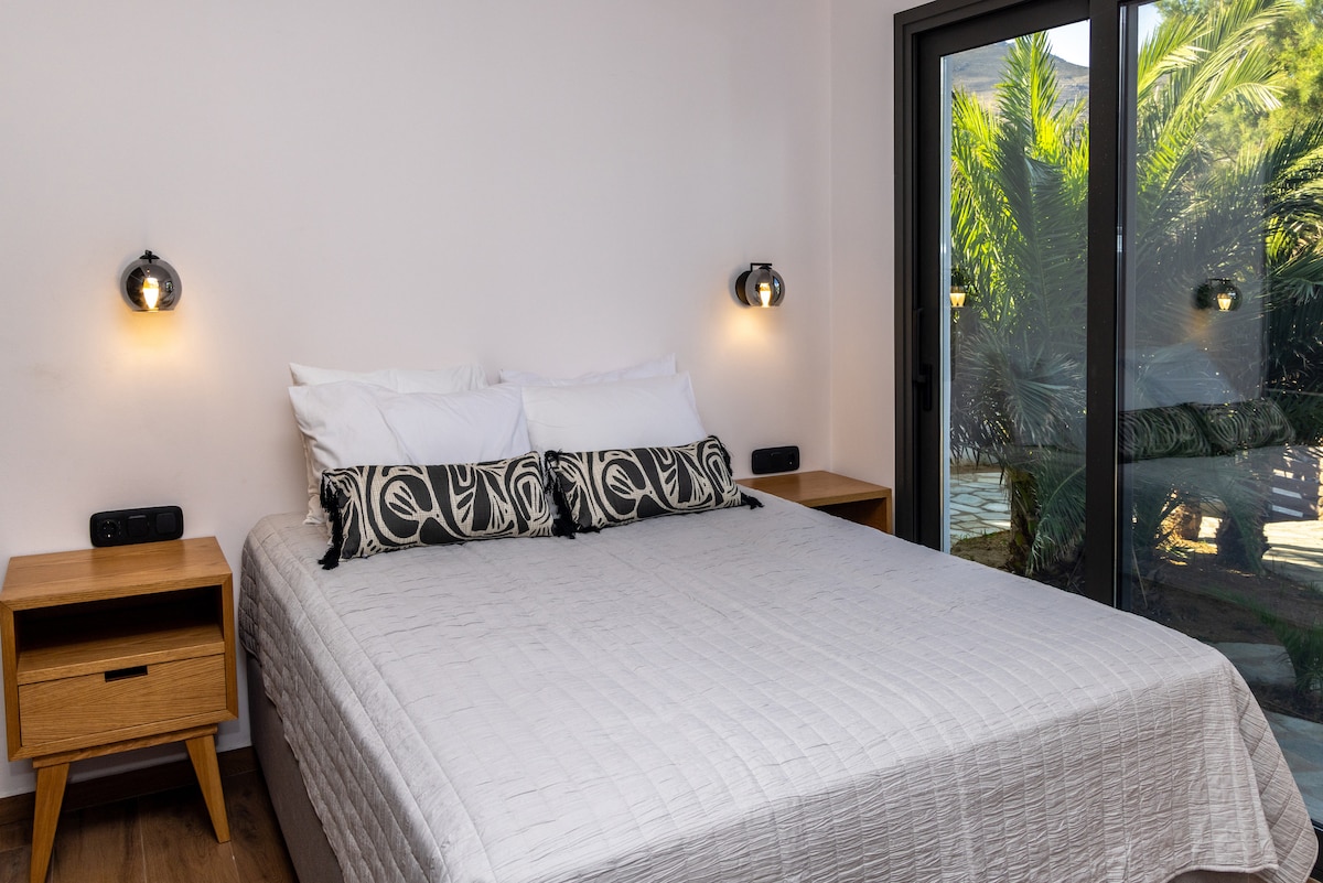 chumba cha kulala cha watu wawili cha kwanza 