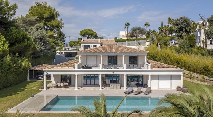 Luxury Brand New 5-br Villa In Cannes - Vallauris