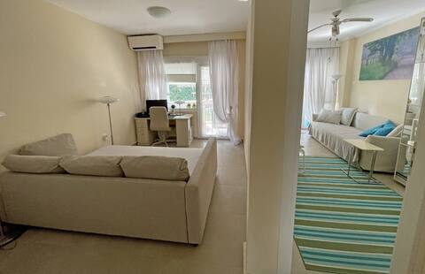 Apartment next to the beach