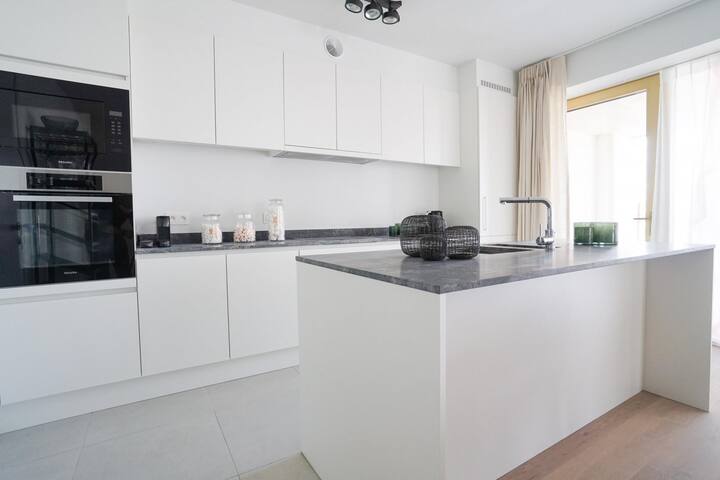 Living in Park Tour & Taxis gallery image 5