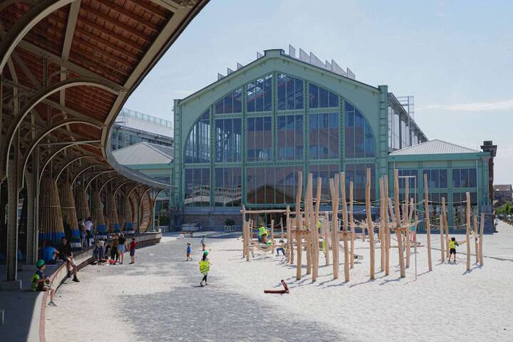 Living in Park Tour & Taxis gallery image 4