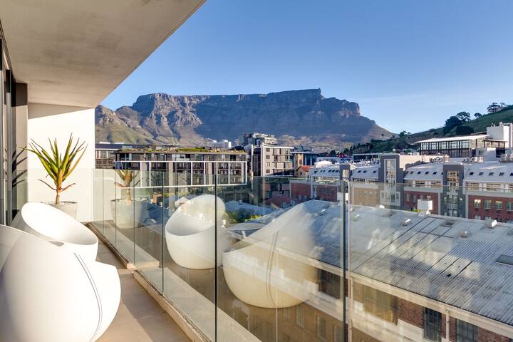 Royal Suite Corner Penthouse – 7min walk> V&A gallery image 5