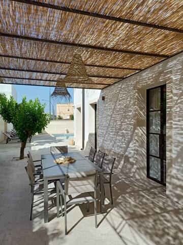 M&G Suite Home gallery image 3