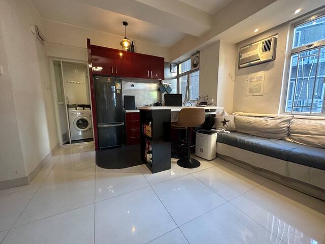 Chill room gallery image 5