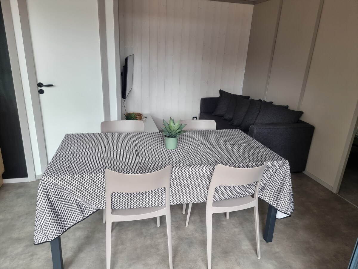 Top Airbnb: Modern cottage in Jullouville