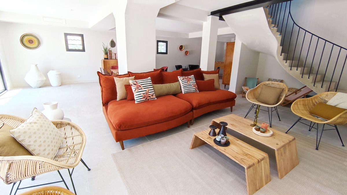 Successful Airbnb property: Villa Thébaïde, 5 bedrooms, pool in Saint Rémy De Provence