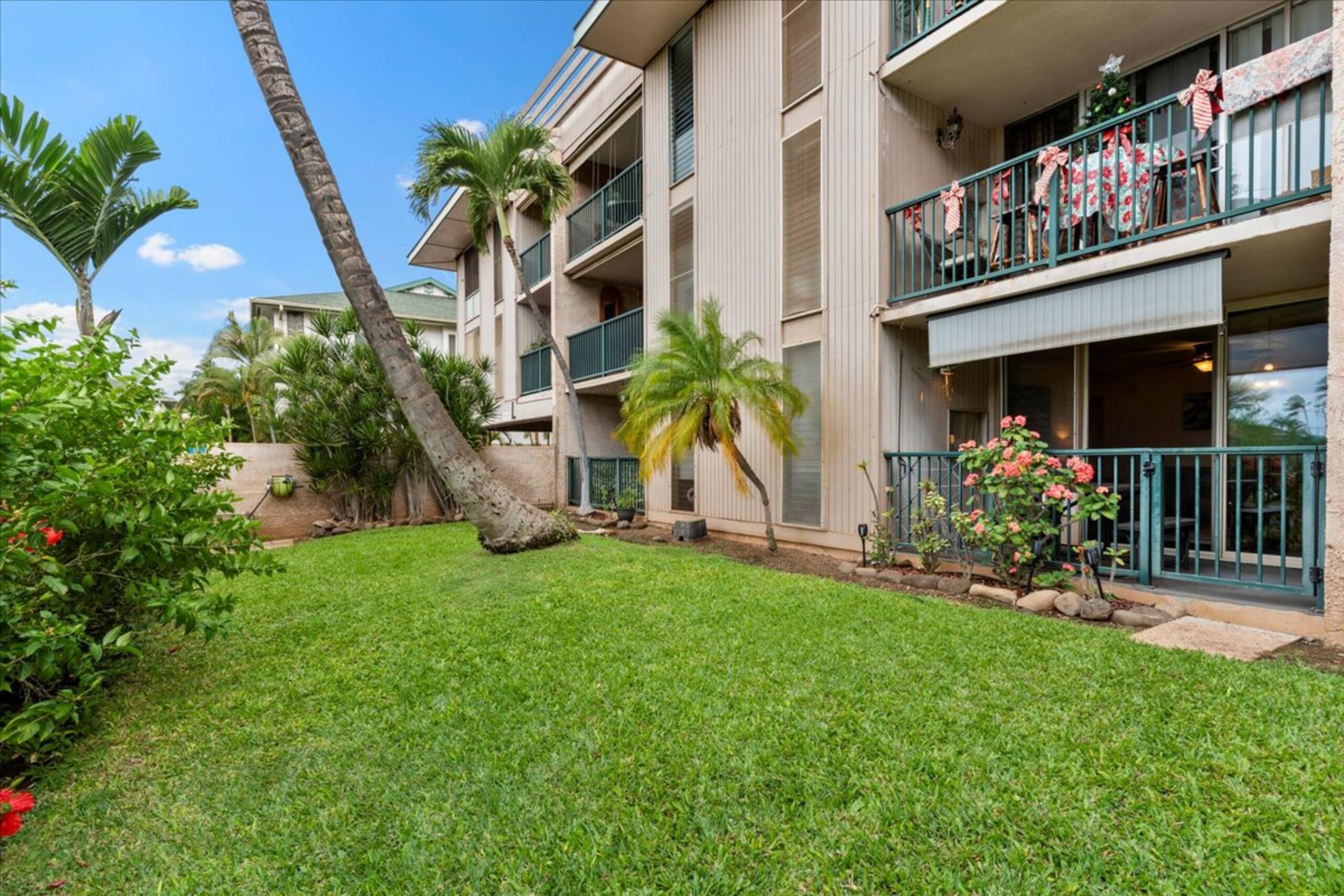 Condo in Kihei · ★4.93 · 1 bedroom · 3 beds · 1 bath - Image 36