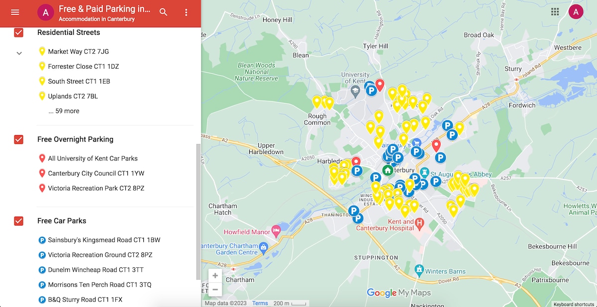 A map of Canterbury displaying various free and paid parking options is presented. Color-coded markers indicate locations for residential streets and parking facilities. The layout provides a clear overview of the city, highlighting accessibility to surrounding areas and essential amenities.