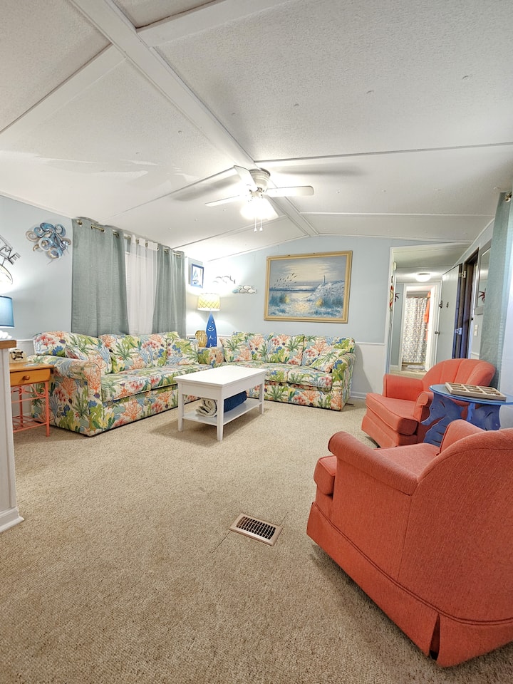Pondview Retreat - Swansboro, NC