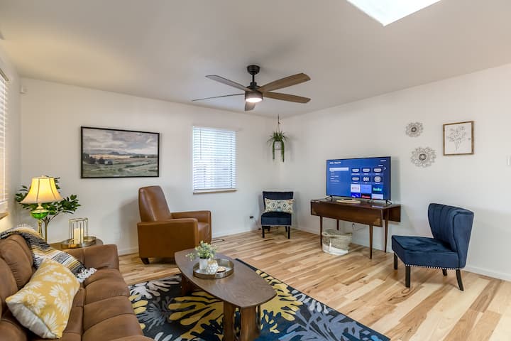 Hottub+gated+lovelace+convention Center - Albuquerque, NM