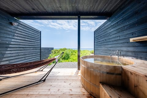 The Ocean Vista [with private hot spring]