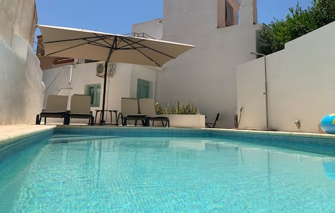 Beautiful home with private pool