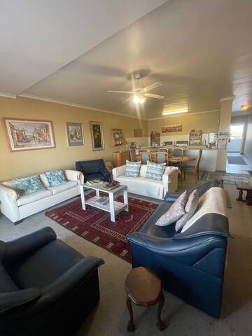 On Beach Apartment gallery image 2