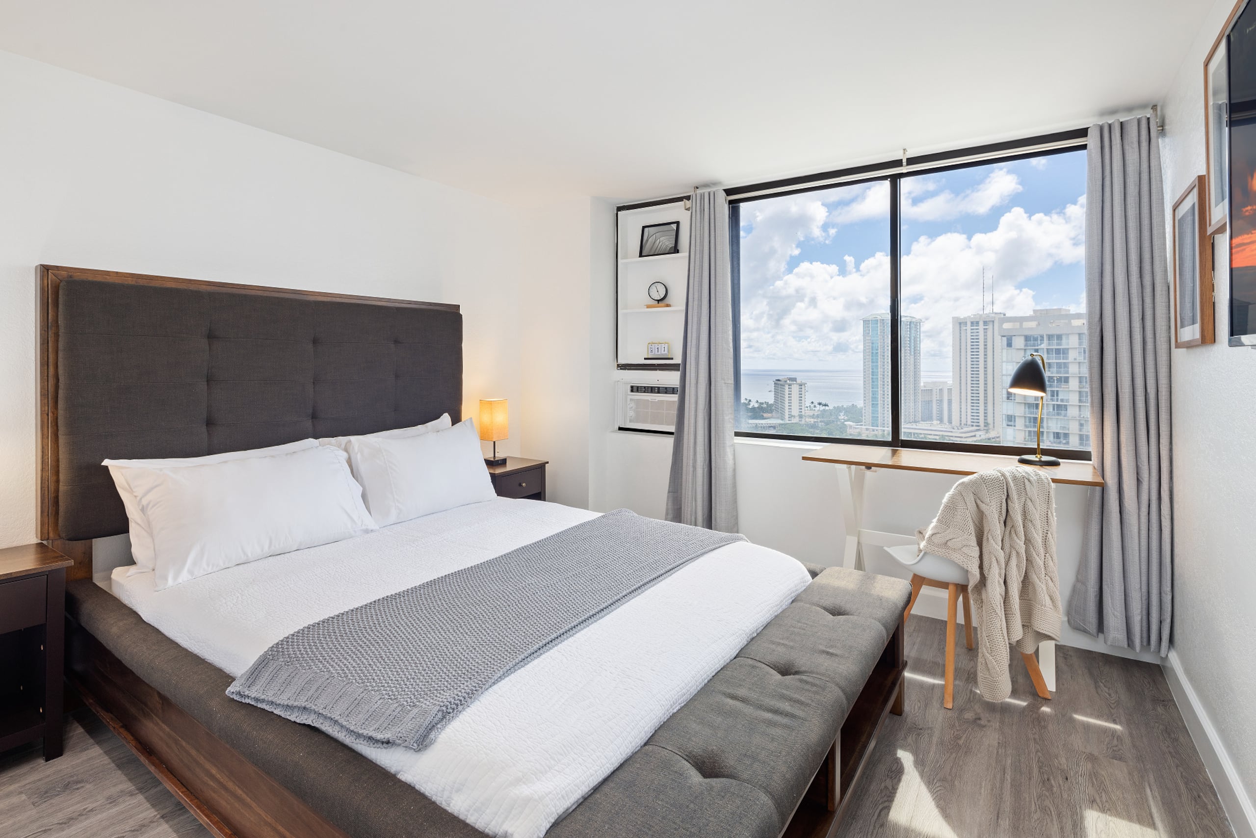 2 Bedrooms: Great Ocean Corner View 28F A + B - Image 21