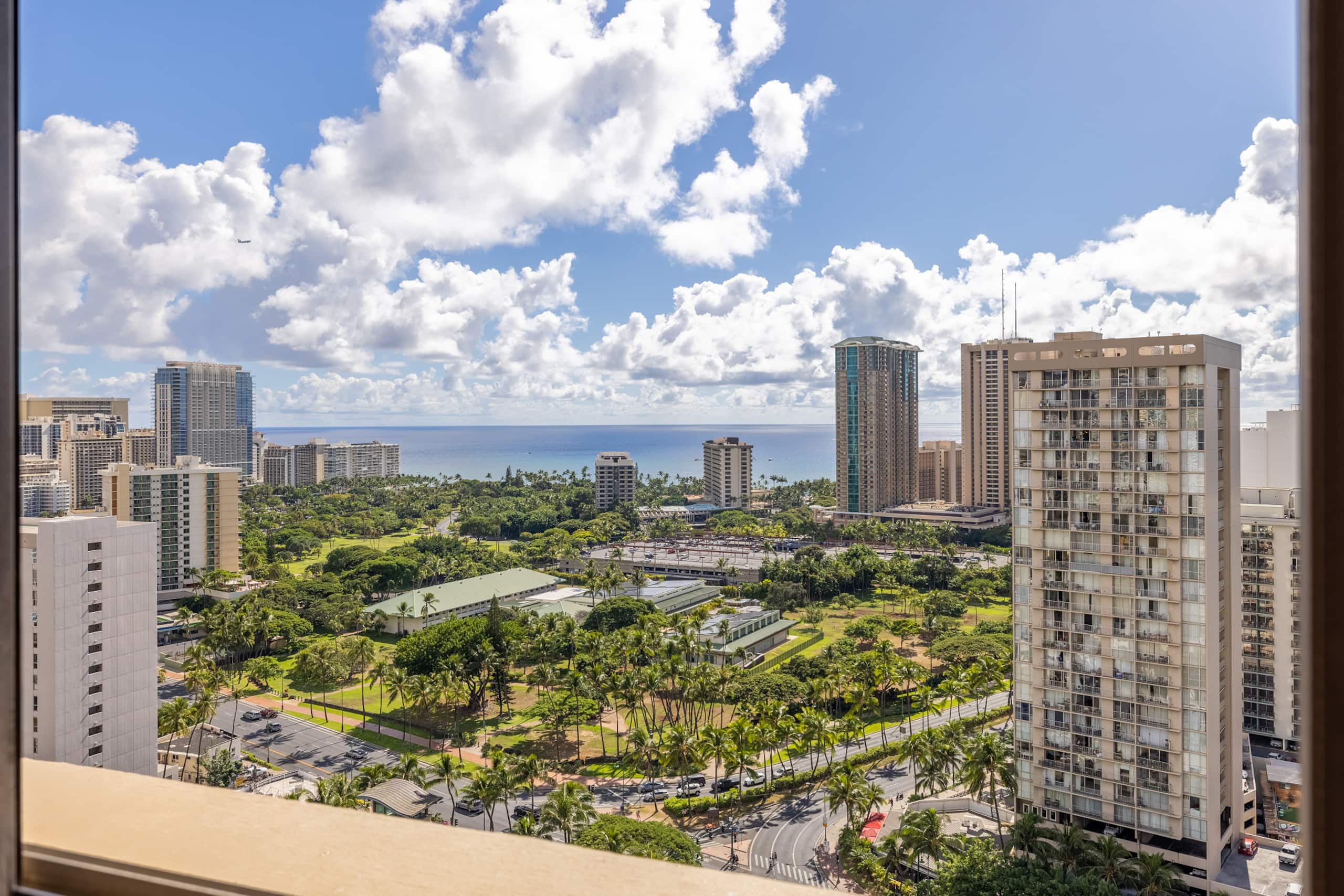 2 Bedrooms: Great Ocean Corner View 28F A + B - Image 17
