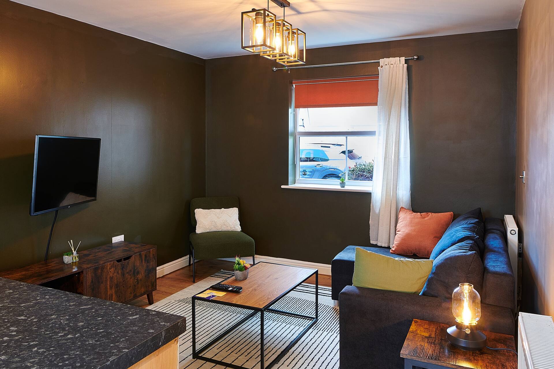 4 Spacious Bedrooms, En-Suites, Private Driveway, Tamworth Accommodation for Contractors and Families — photo 2
