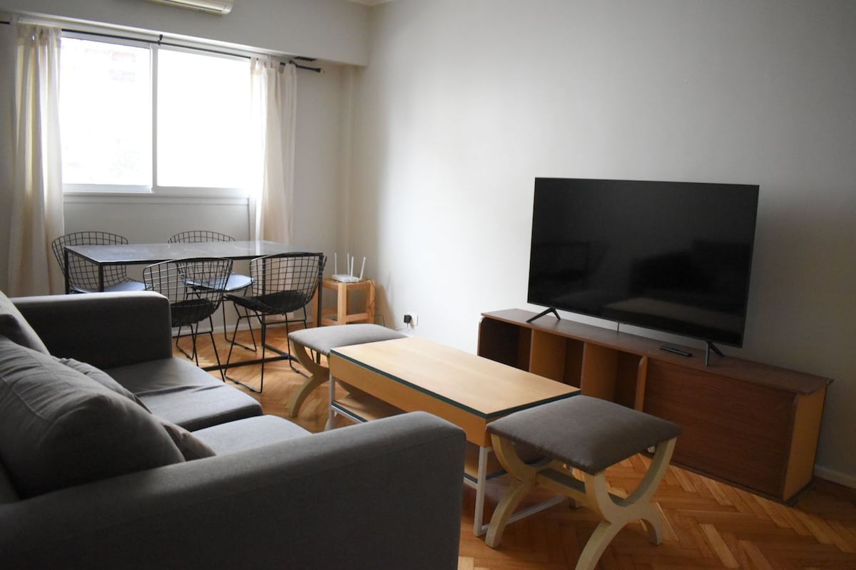 Departamento temporario amoblado de 2 dormitorios en Recoleta
