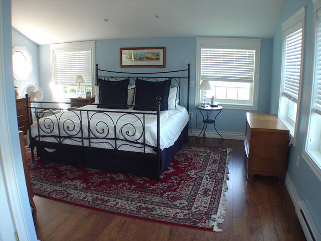 Birch Cove Cottage gallery image 3