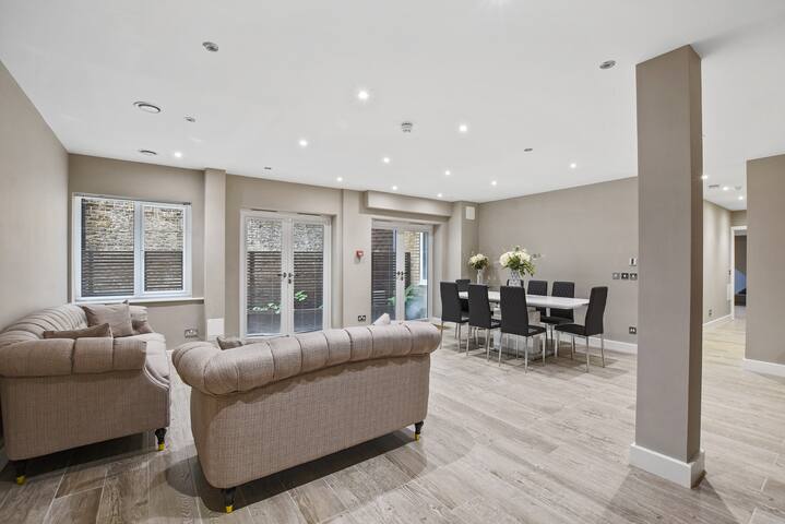 Spacious 4 Bed 4 Bath Apartment near Regents Park gallery image 2