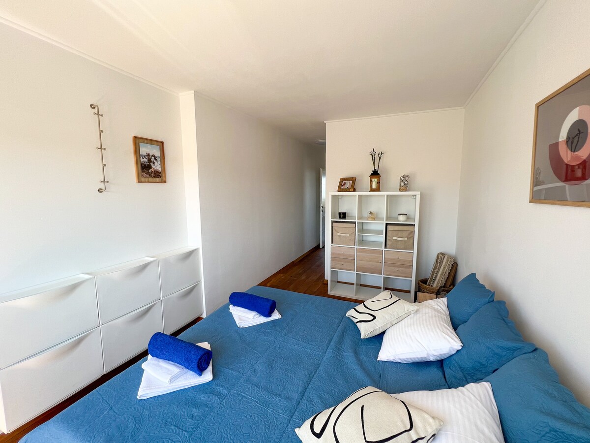 ap5 · Sunset Oasis - Rooftop Terrace, Jacuzzi, Sea View