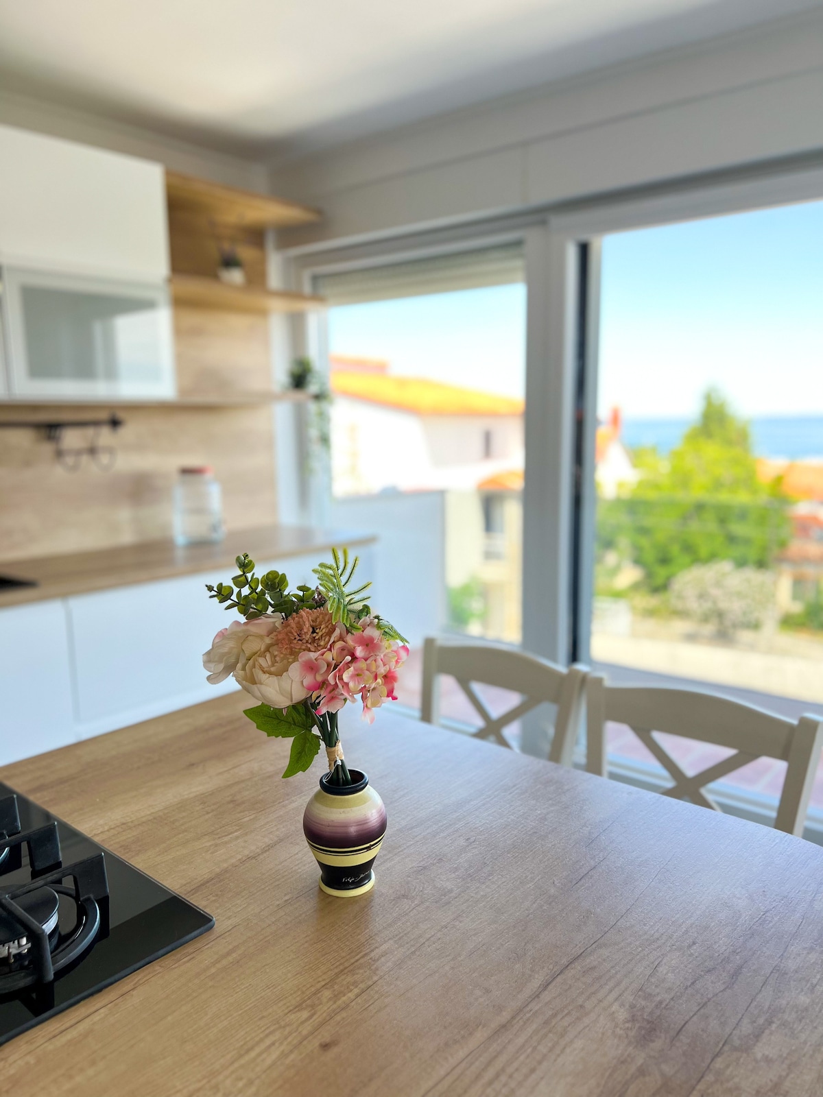 ap5 · Sunset Oasis - Rooftop Terrace, Jacuzzi, Sea View