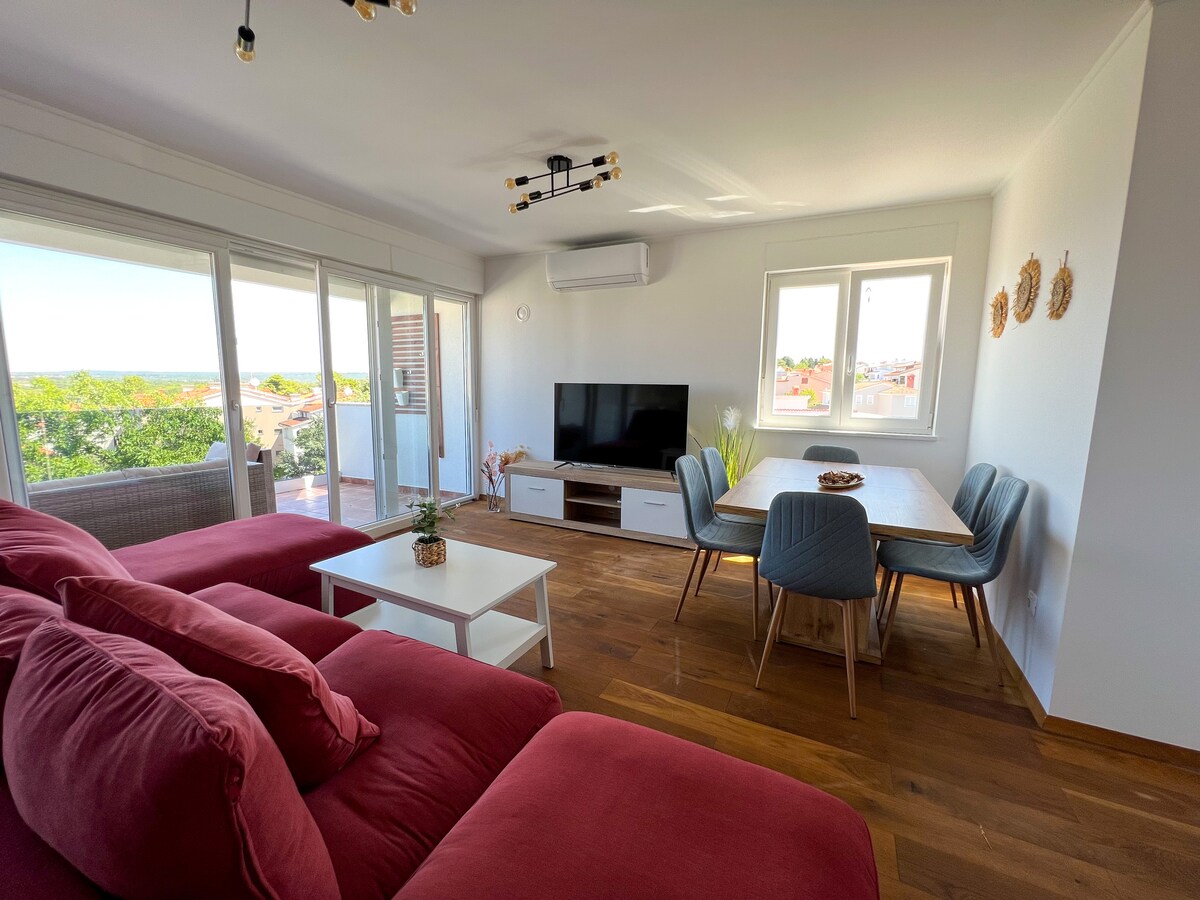 ap5 · Sunset Oasis - Rooftop Terrace, Jacuzzi, Sea View
