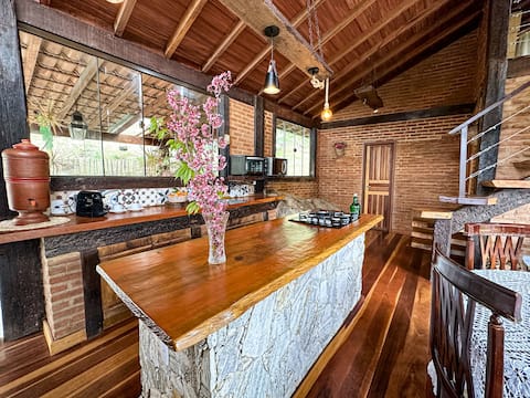 Casa Chalet Pedra da Cuca in Vale das Videiras