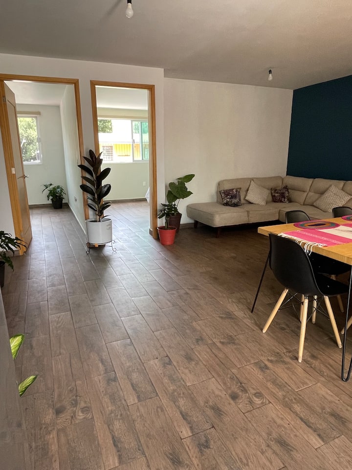 Private Balcony Apartament In Coyoacan - Mexico City