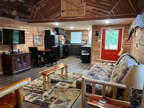 Top performing Airbnb: “Huntin Cabin” at Ole Barn Dr. in Central Arkansas Rural