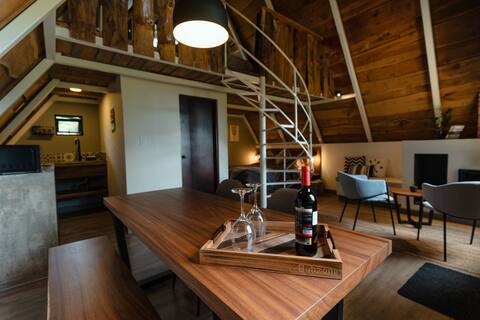 Boutique Mountain Cabin #1 - EyB Chalets