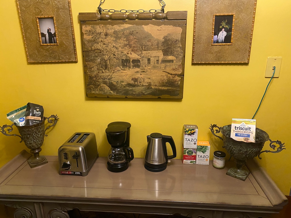 Historic Parkside Retreat