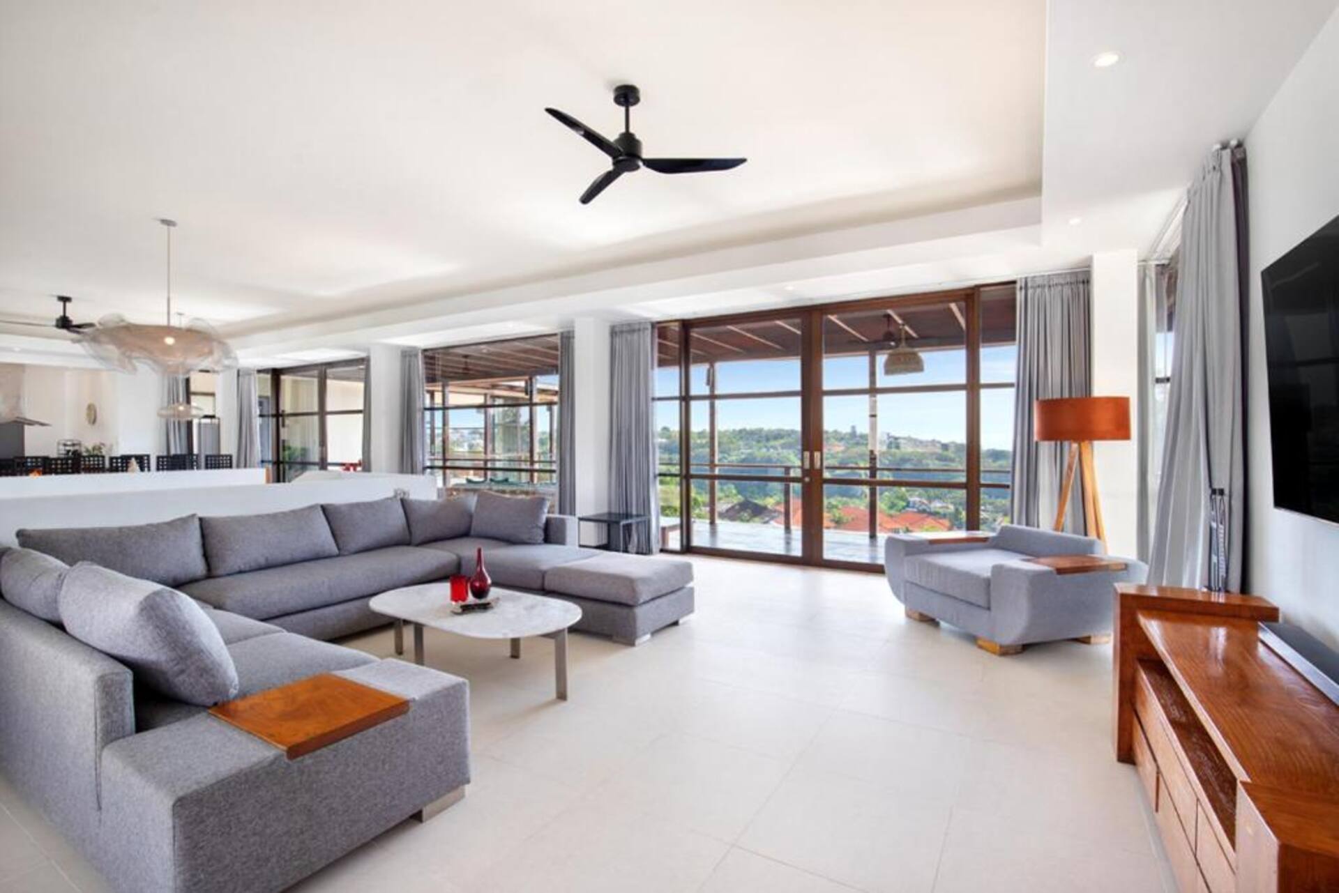 Ocean Overlook Sanctuary 5 Bedroom Private Villa in Bali 2
