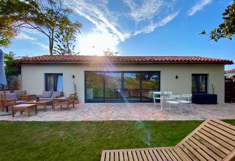 Casa Magnolio in Costa Quebrada (4 people)