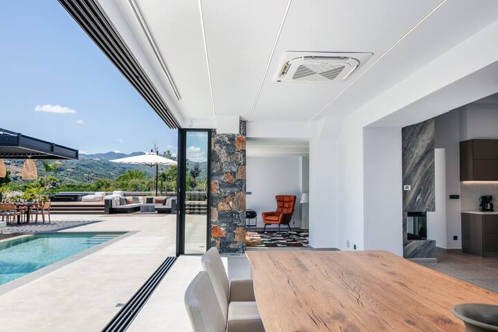 Elegant Villa in Lush Greenery with Pool Spa & Gym gallery image 3