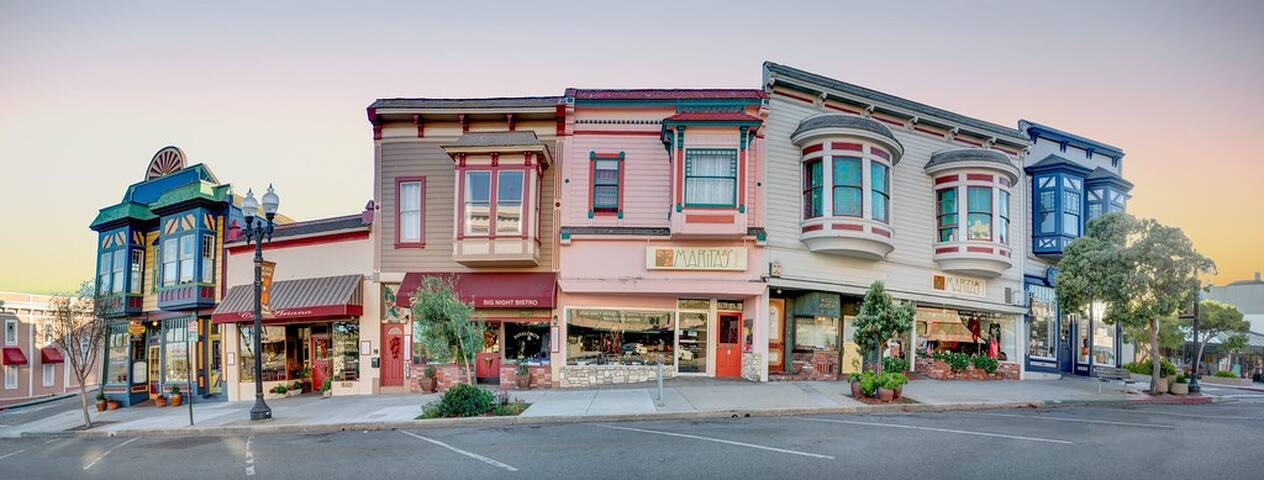 Sunburst Cottage gallery image 2