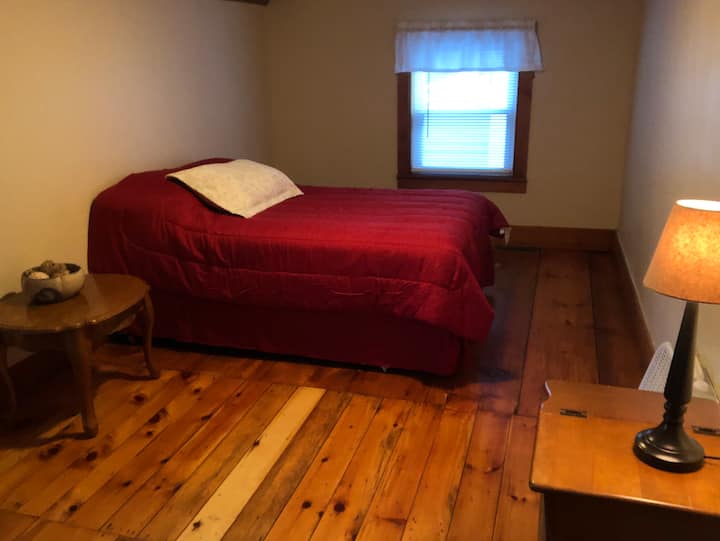 Camera da letto completa