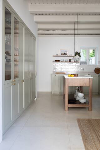 Unique townhouse with pool in Oslo city center gallery image 2