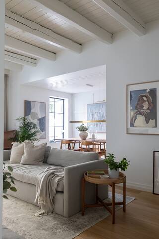 Unique townhouse with pool in Oslo city center gallery image 3