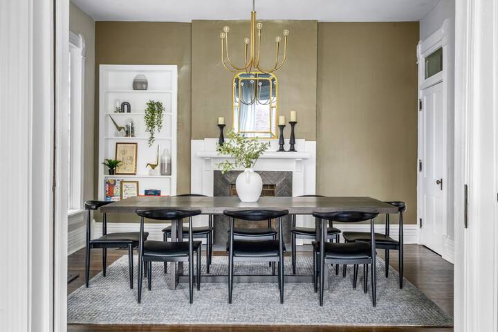 Luxe 4BR w/ Chef Kitchen | Walk to OSU + Downtown gallery image 3