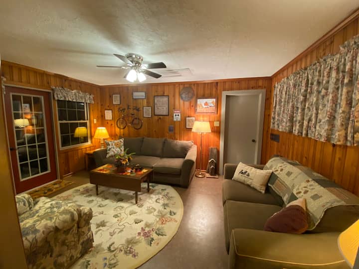 Whitetail Meadows Guest House - Fort Frederick State Park, Big Pool