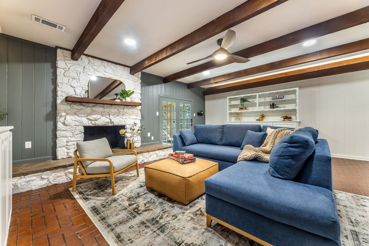 Top Airbnb: 16m to AT&T | Easy Access | Hot Tub | Unwind in Irving