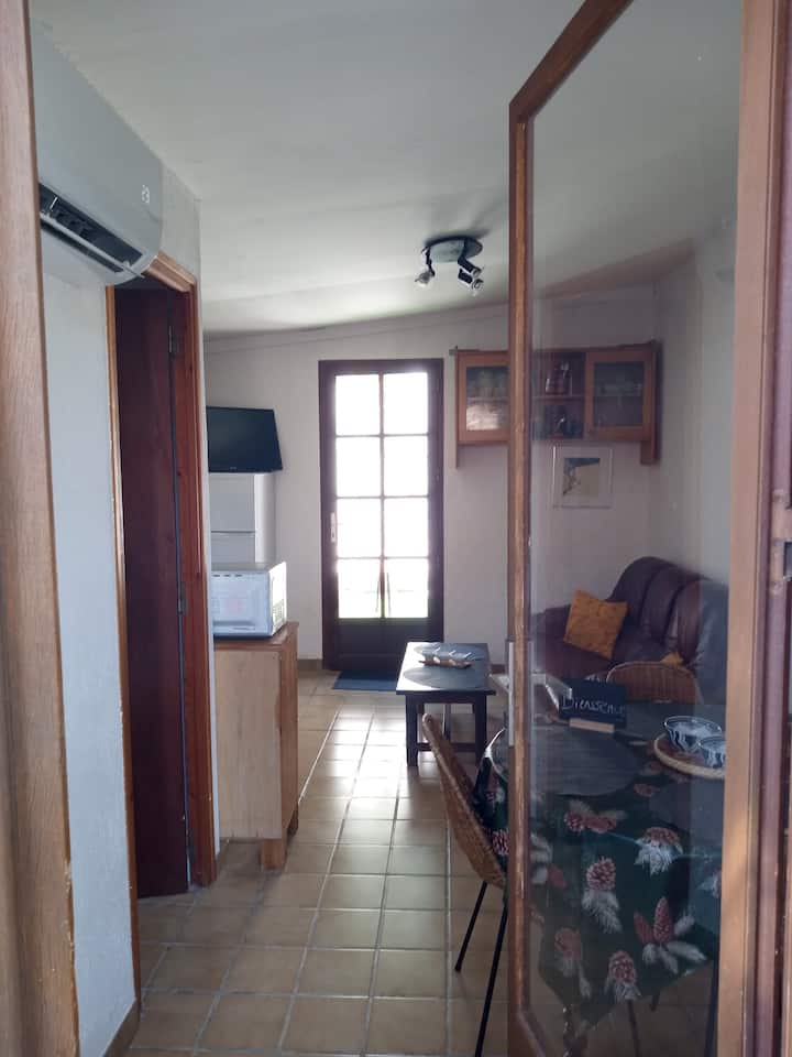 Maisonnette Entre Ardèche Et Cèze Avec Jacuzzi - Aiguèze