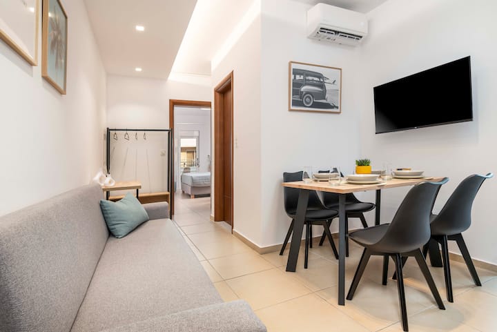 Cozy Central Stay • 3 Min Walk To Beach & Town • I - Kos