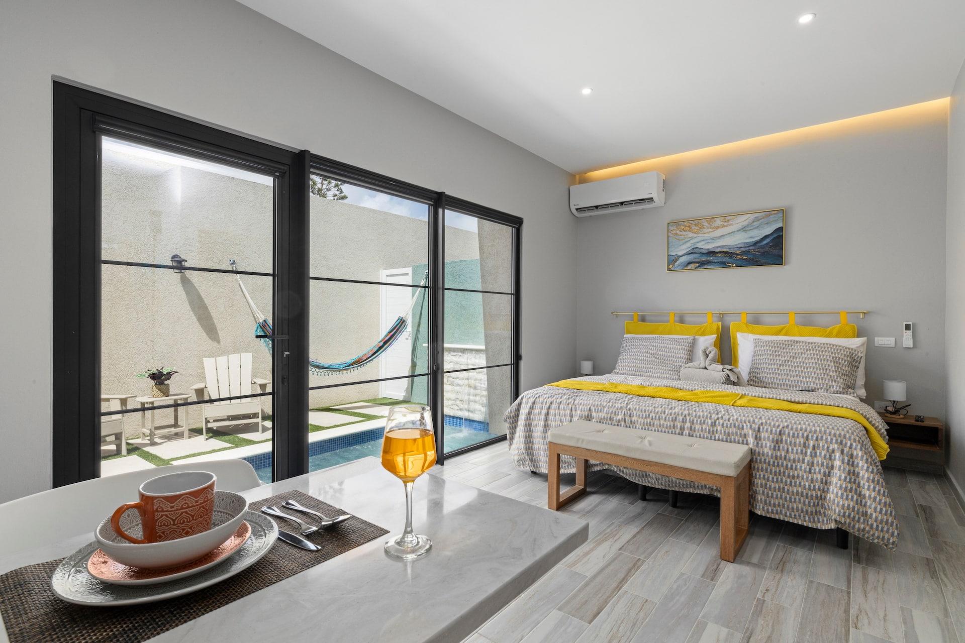 NEW Luxury Apartment w/Private Plunge Pool & Grill