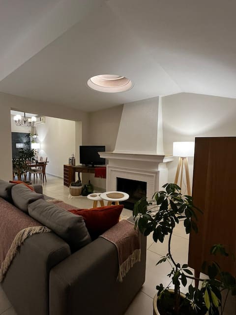 Propiedad de Airbnb exitosa: "Entre Ficus". 5th sec. apartment. Great location en Departamento Capital
