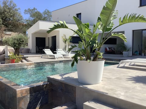 Beautiful contemporary villa