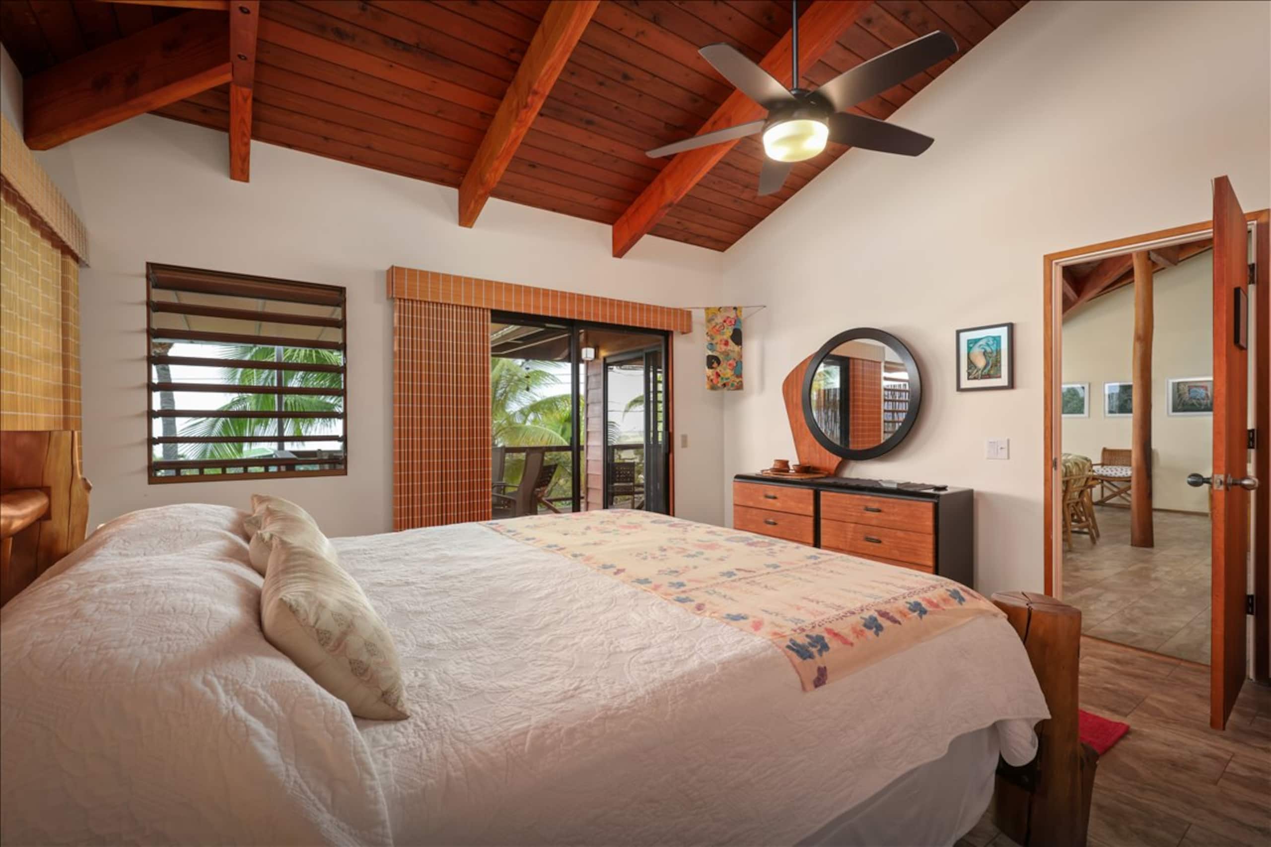 Romantic Tropical Retreat, 150 yds from the Ocean - Photo 13