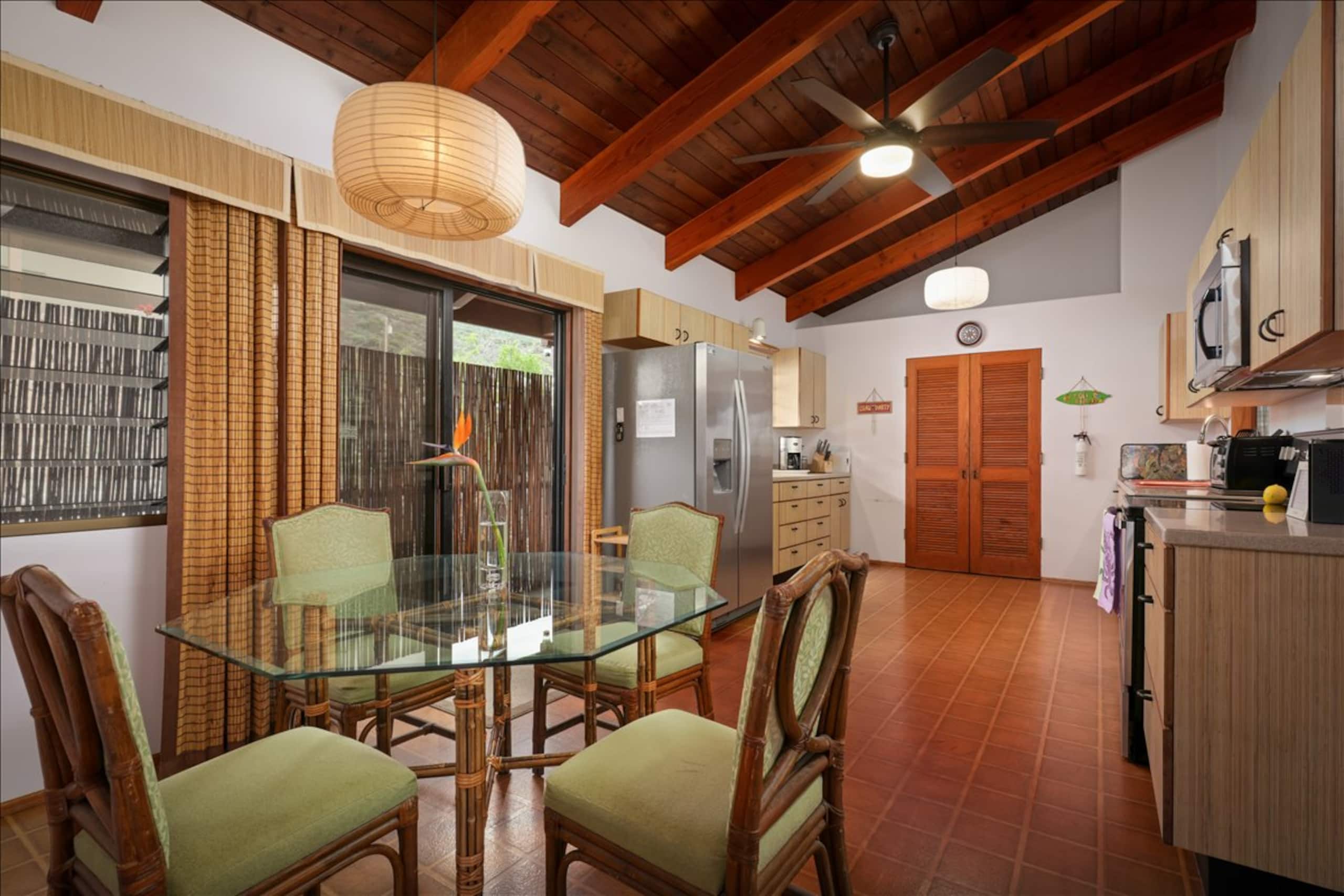 Romantic Tropical Retreat, 150 yds from the Ocean - Photo 10